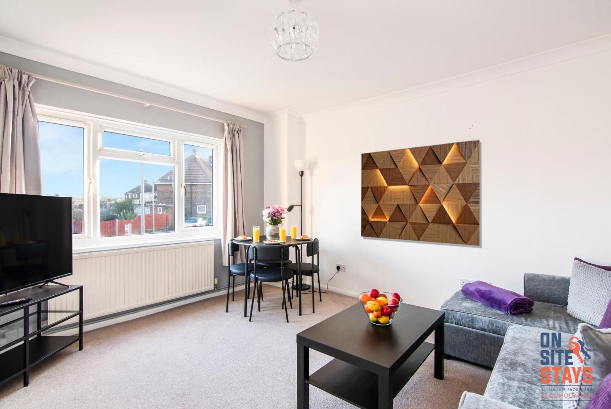 Onsitestays - Cosy 2-Bedroom Apartment With Private Entrance & Long Stay Prices Gravesend Exteriör bild