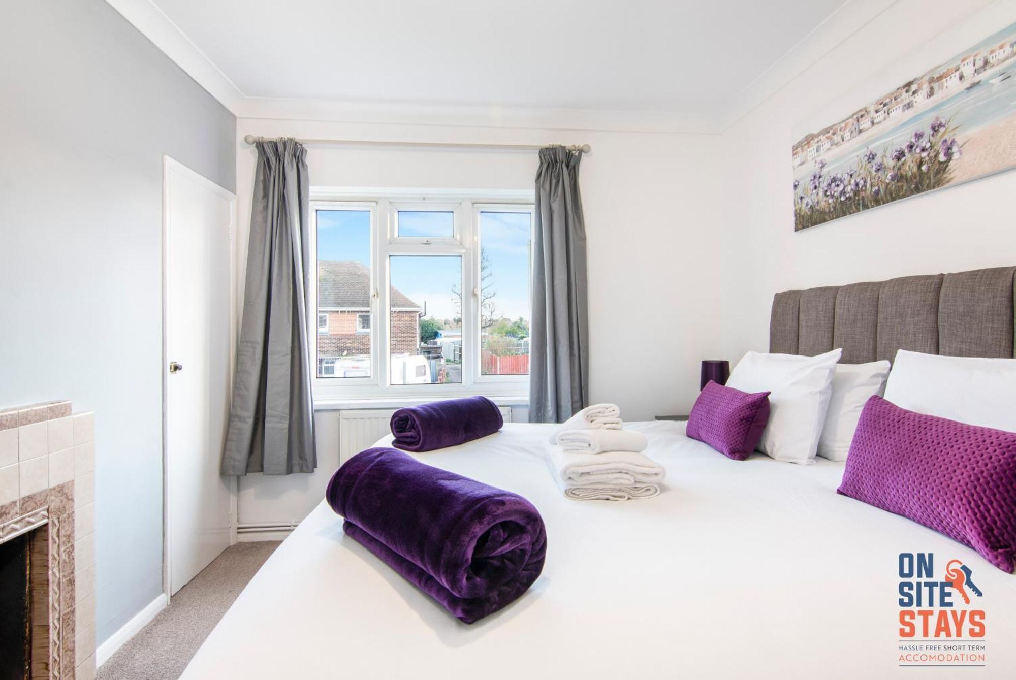 Onsitestays - Cosy 2-Bedroom Apartment With Private Entrance & Long Stay Prices Gravesend Exteriör bild