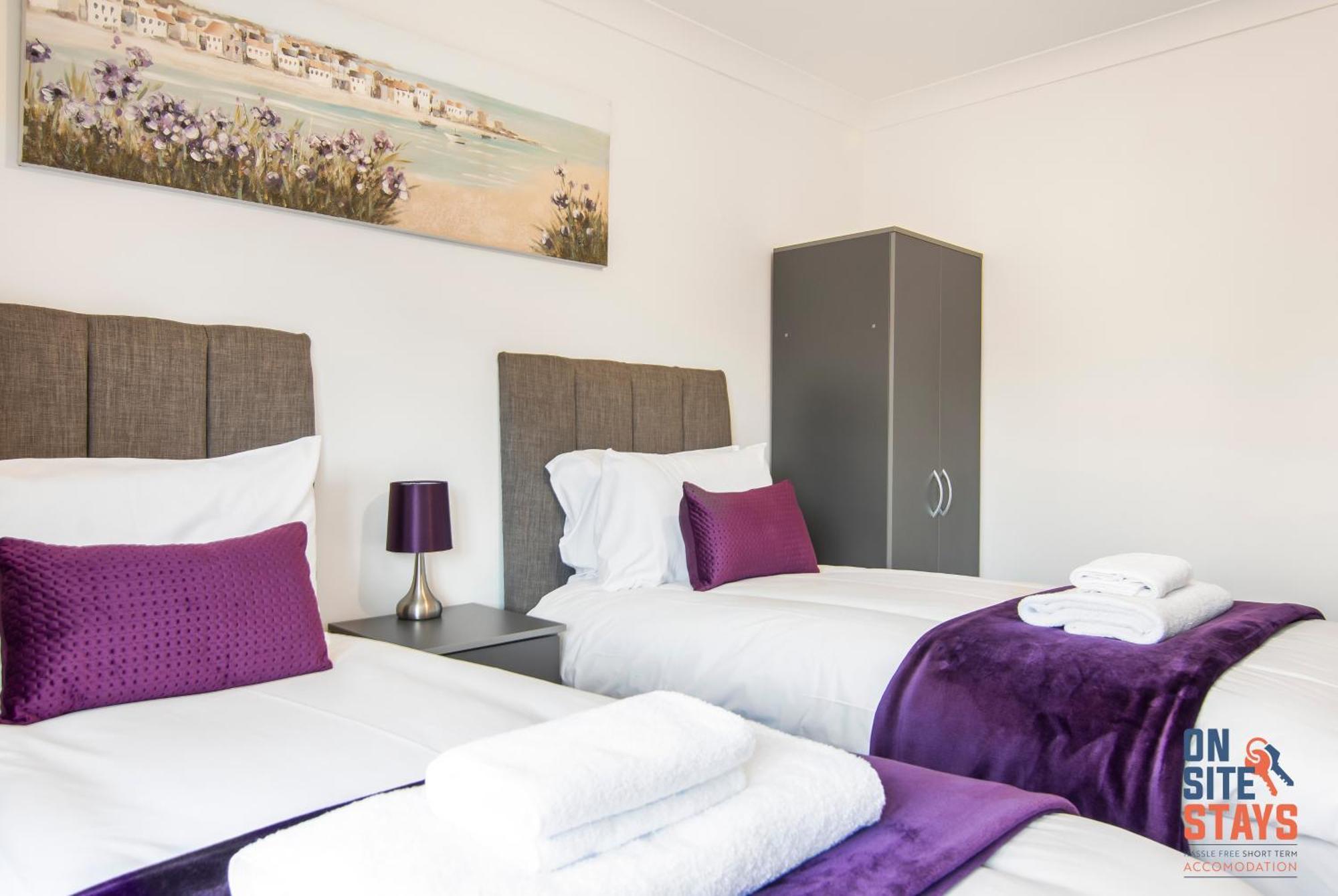 Onsitestays - Cosy 2-Bedroom Apartment With Private Entrance & Long Stay Prices Gravesend Exteriör bild