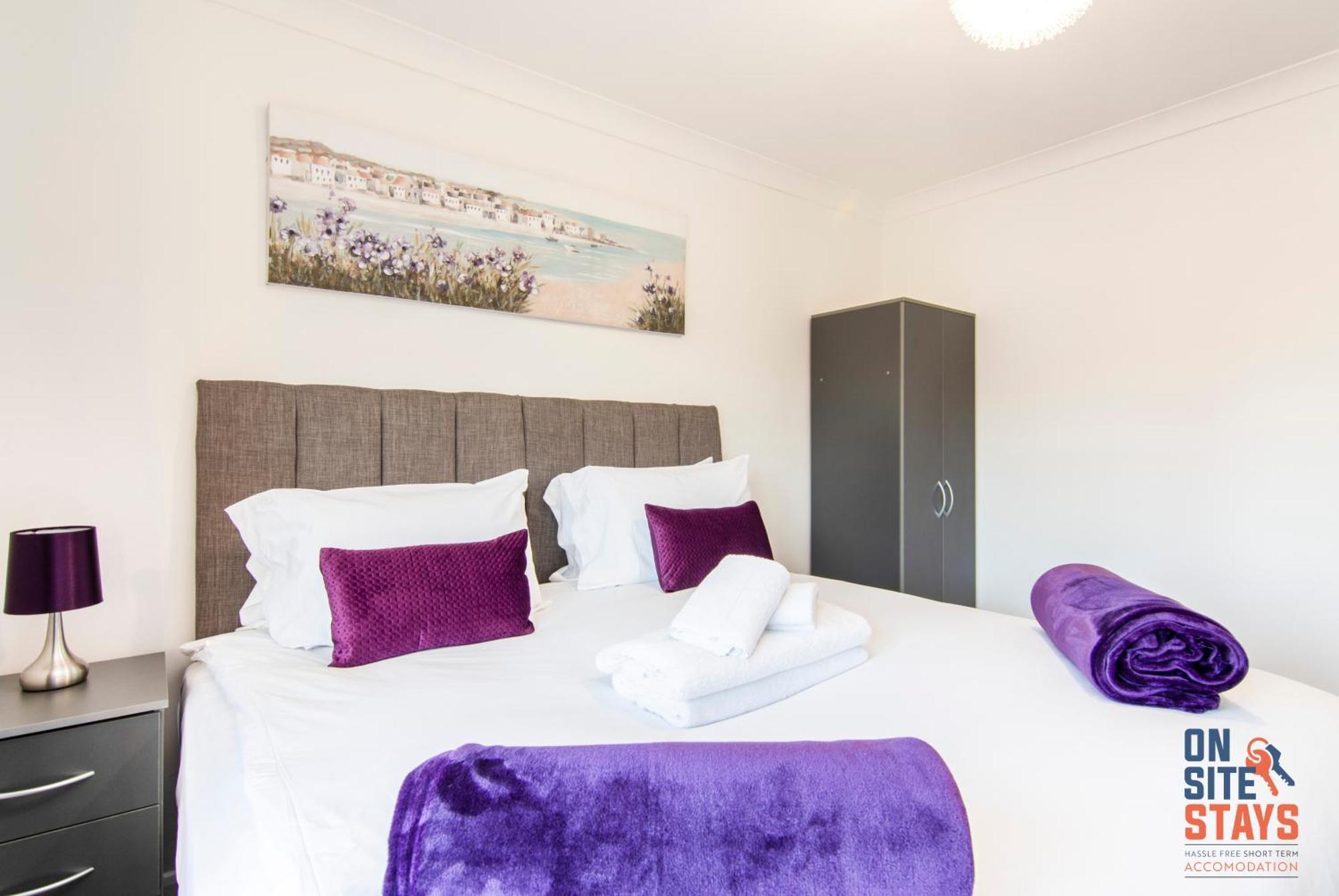 Onsitestays - Cosy 2-Bedroom Apartment With Private Entrance & Long Stay Prices Gravesend Exteriör bild