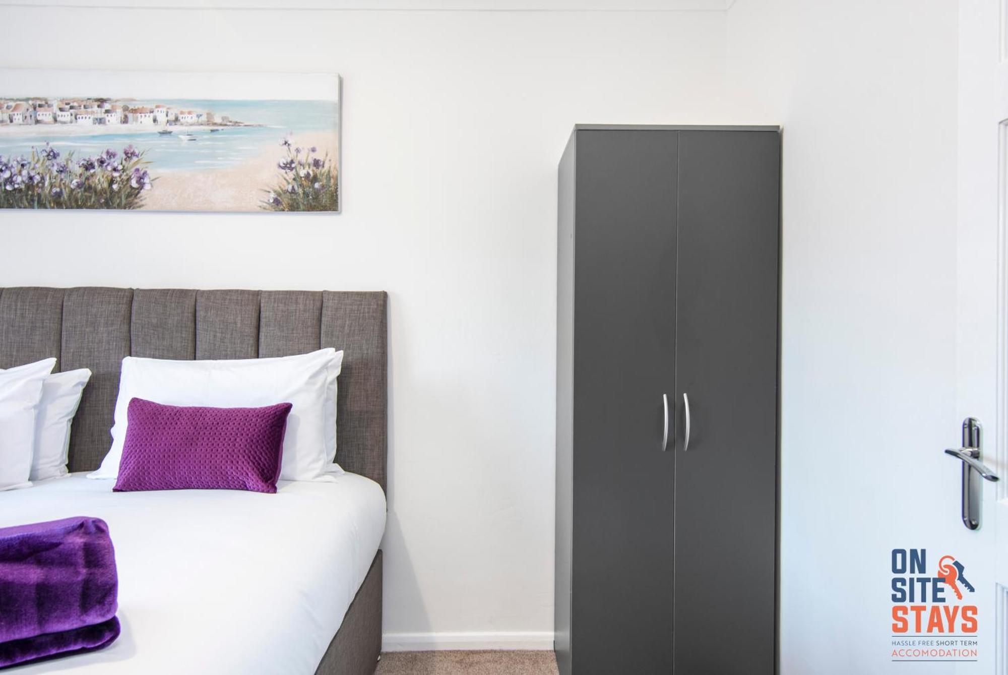 Onsitestays - Cosy 2-Bedroom Apartment With Private Entrance & Long Stay Prices Gravesend Exteriör bild